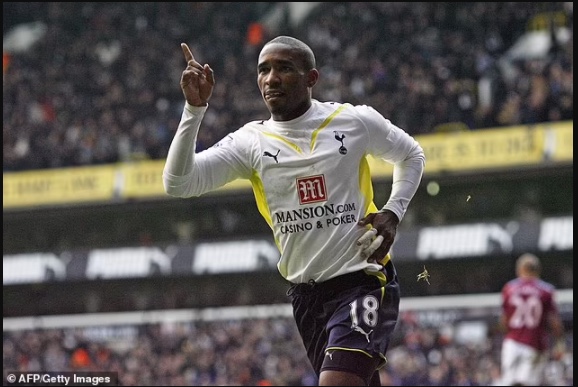 Jermain Defoe retires from football with immediate effect after 22 years and 325 goals