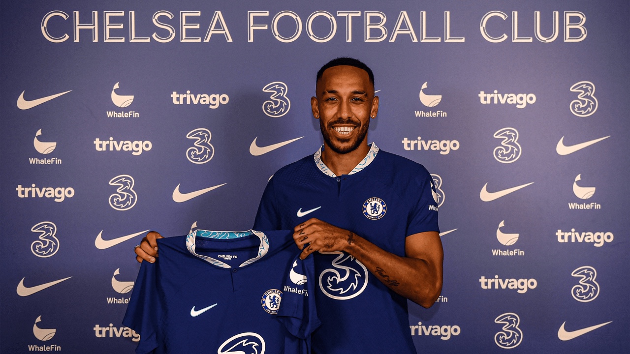 Chelsea Sign Aubameyang For £10.3m From Barcelona