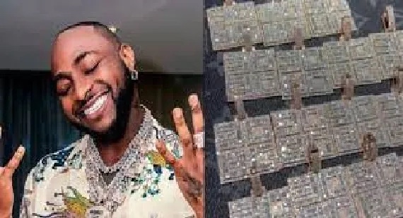 Davido Spends N1.4bn On Diamonds For His Entire Crew