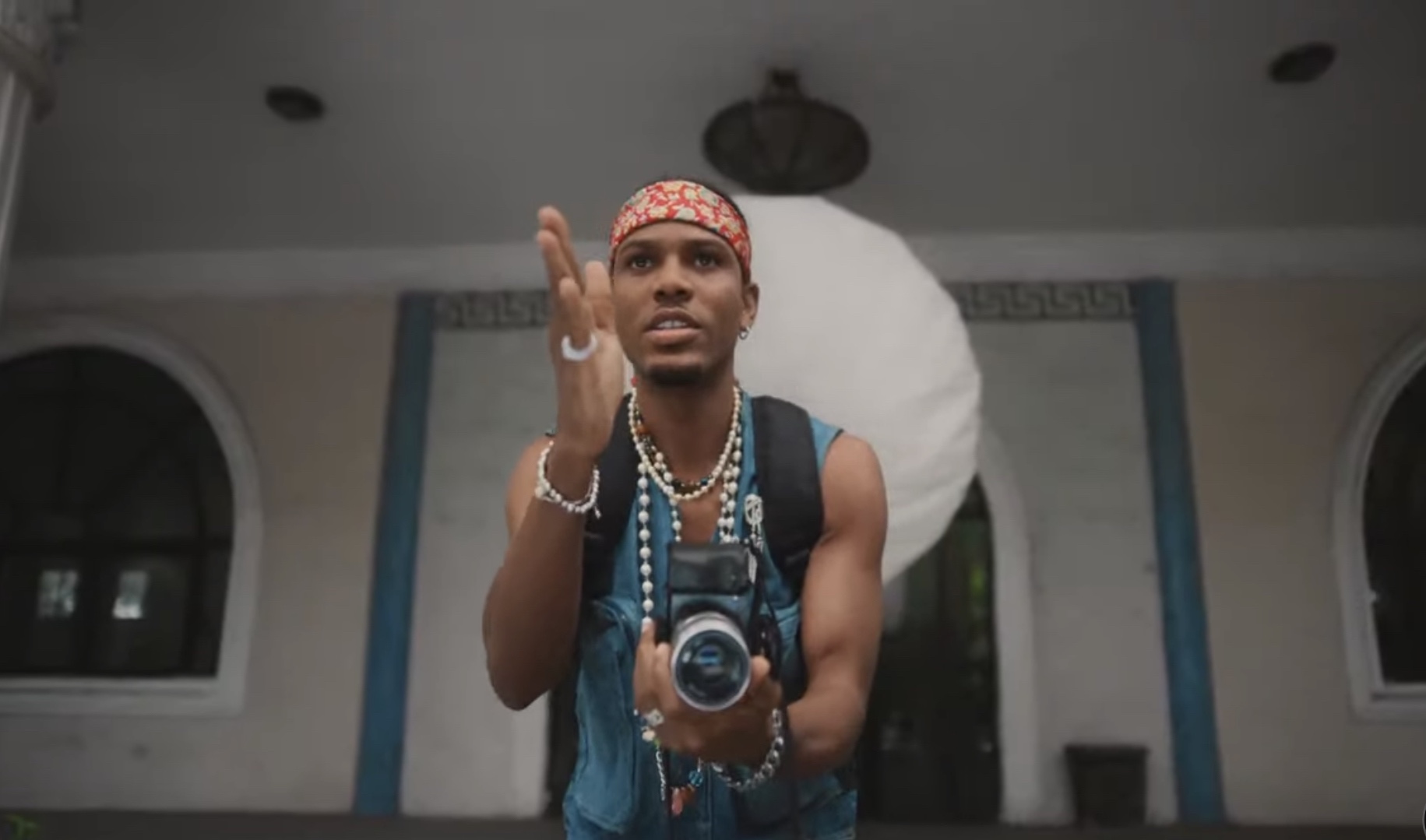 JZyNO releases visuals to his hit single “Butta My Bread” featuring Lasmid