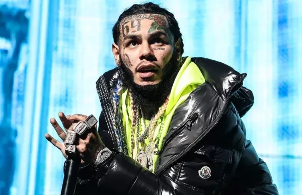 Rapper Tekashi 6ix9ine arrested in Dominican Republic