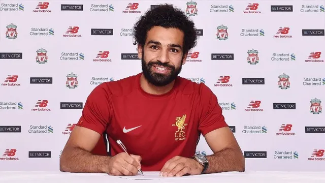 Mohamed Salah signs new £375,000-per-week Liverpool deal to end long contract saga