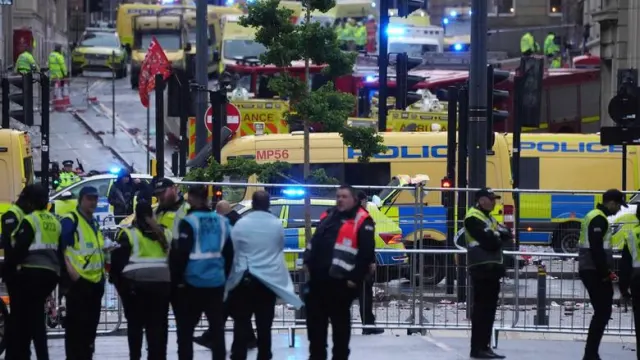 Car rams into crowd at Liverpool’s parade