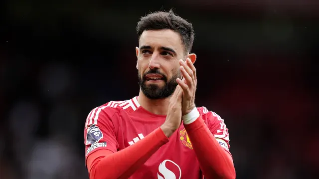 Bruno Fernandes rejects Saudi Arabia move to stay at Man United