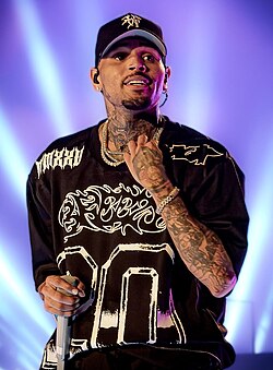 “Stop comparing me to other artists” — Singer, Chris Brown sends strong message to critics