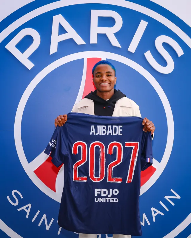 Rasheedat Ajibade signs for PSG feminine