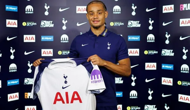 Tottenham signs Xavi Simons