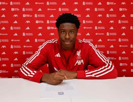 Nigeria Defender Emmanuel Airoboma signs first Professional contract with Liverpool