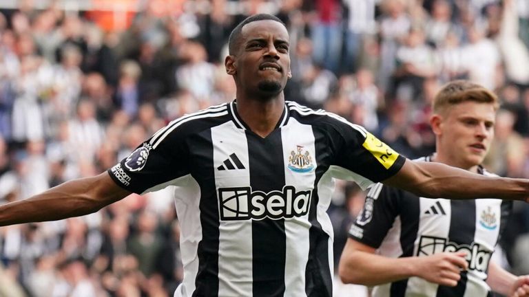 Liverpool agree British record £125m deal to sign Alexander Isak from Newcastle United