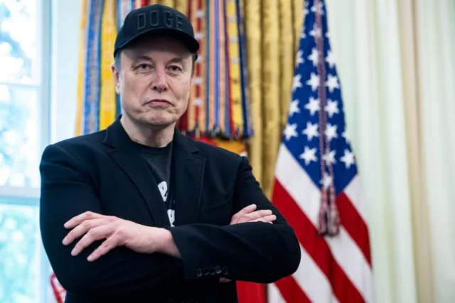 Elon Musk becomes first person to become half a trillionaire
