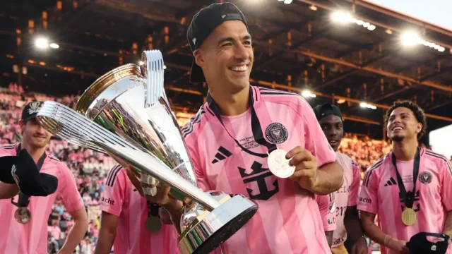 Luis Suarez signs new Inter Miami contract