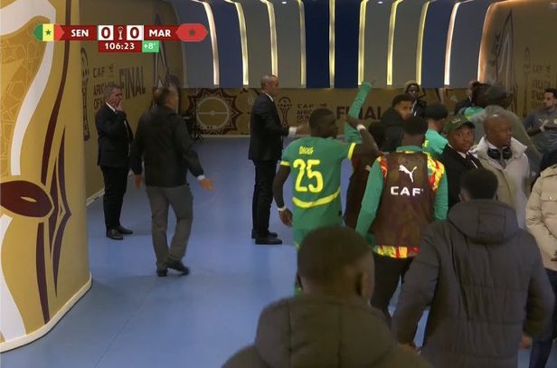 AFCON Final turns chaotic as Senegalese team walks off pitch