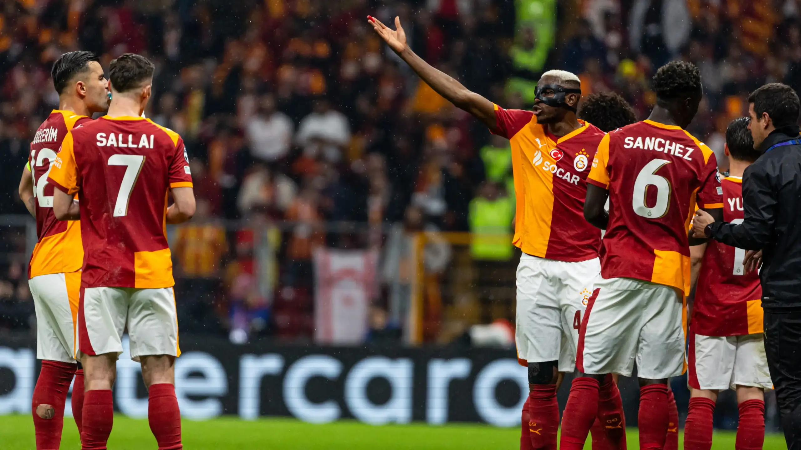 Galatasaray owes Osimhen and others outstanding wages