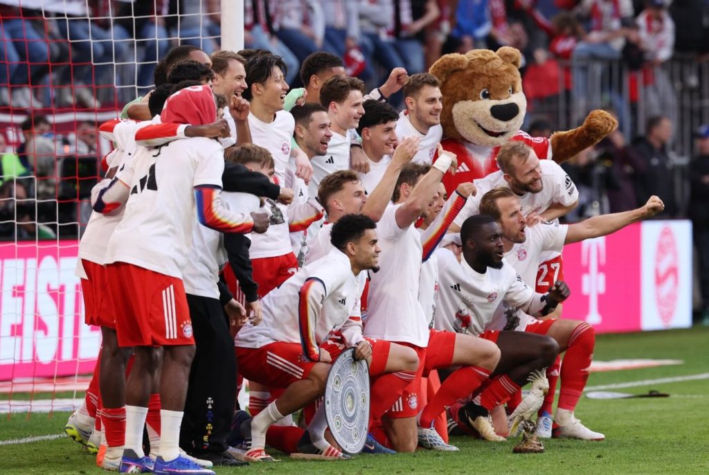 Bayern Munich wins 35th Bundesliga title