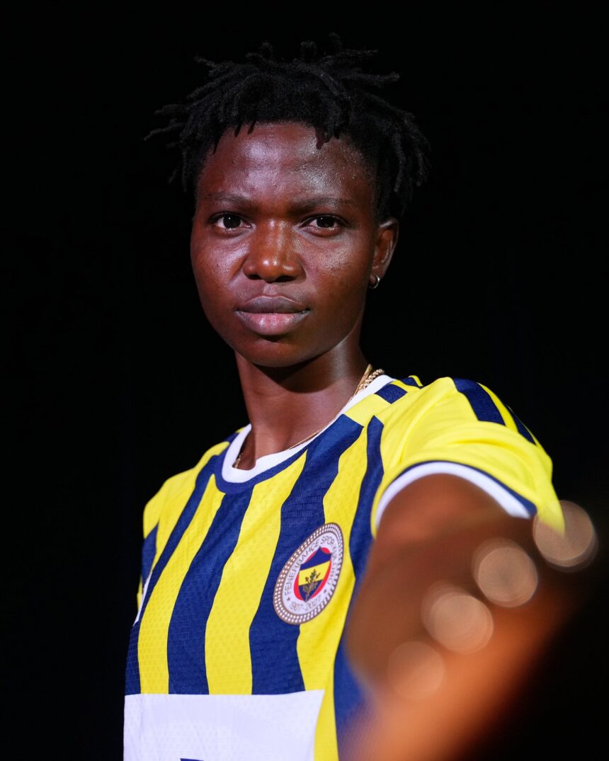 Nigerian midfielder Suliat Abideen signed by Fenerbahçe