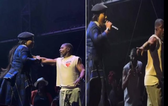 Mercy Chinwo performs alongside Kirk Franklin at UK concert